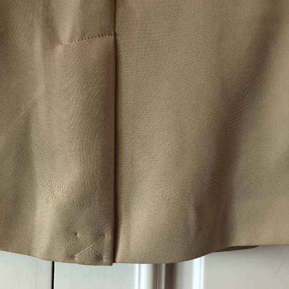 Exquisite Soft Beige Longline Blazer by Express - Size 0 - New with Tags - Picture 5 of 16